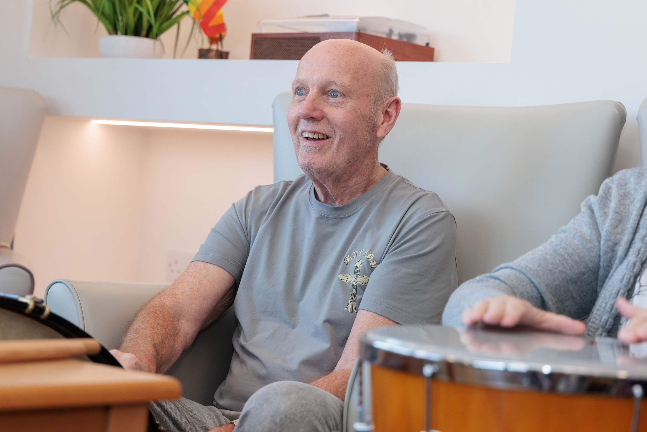 living with us thumb